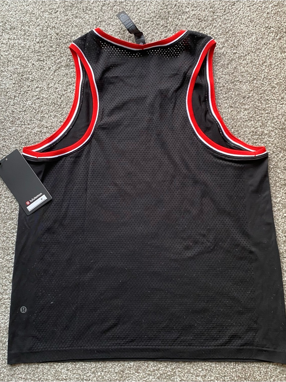 Lululemon Metal Vent Tech Tank Ringer - Picture 2 of 5